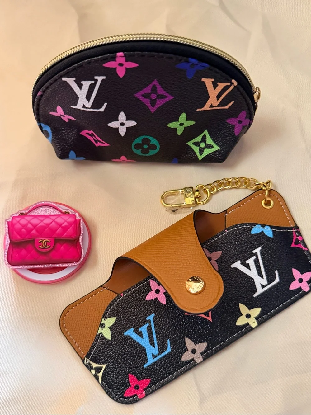 Designer Fashioned Multicolor Black Pouch & Glasses Case,pop socket/mag safe